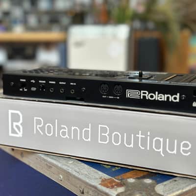 Roland D-05 Linear Synthesizer image 3