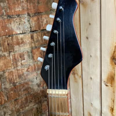 RARE Red USSR Tonika EGS-650 image 3