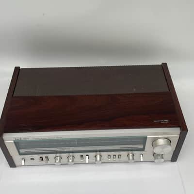 Technics SA-401 Vintage FM/AM Stereo Receiver 1980 Silver Face Wood Grain image 2