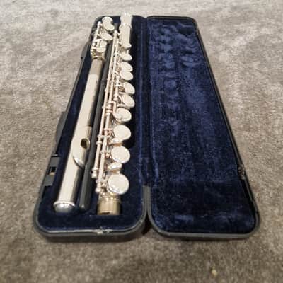 Kurioshi Vivace V11468 Silver/Gold Flute - Dual Finish - Very Good w/ Soft Case & Hard Case image 7