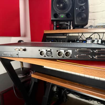 Universal Audio Apollo x16 Thunderbolt 3 Audio Interface 2018 - Present image 6