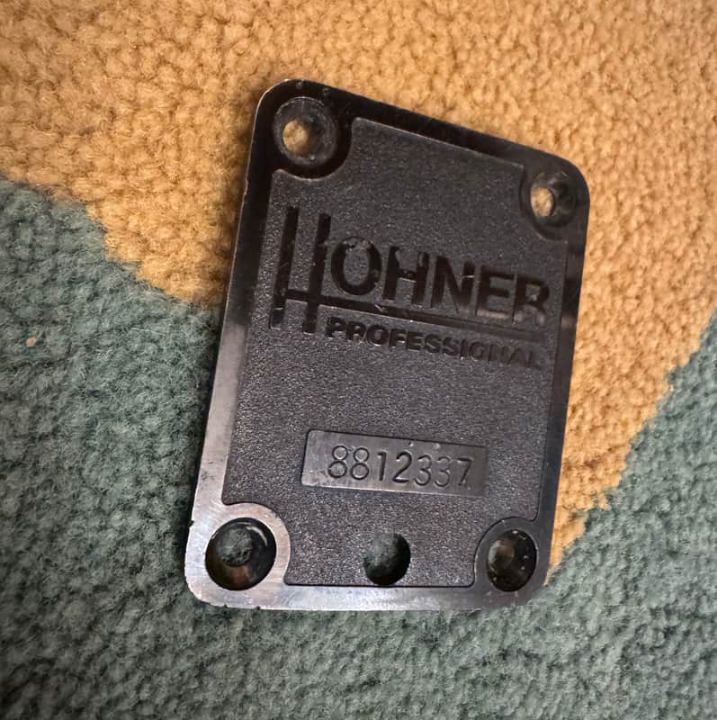 Hohner Neck plate 1988 - Black [50mm & 38mm/center of holes] image 1