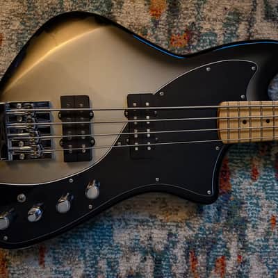 Fender Player Plus Active Meteora 2025 - Silverburst, Hipshot Bridge image 2