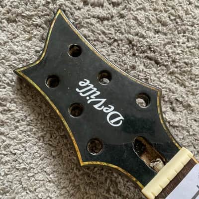 DeVille Blue HSS Electric Guitar, Mahogany Tiger Maple Top Body, 24 Frets Rosewood Fingerboard image 6