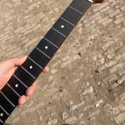 1 Reverse headstock round stainless steel 22 frets Roasted flame Maple guitar neck 25.5inch hole 10mm Satin Rosewood fingerboard
