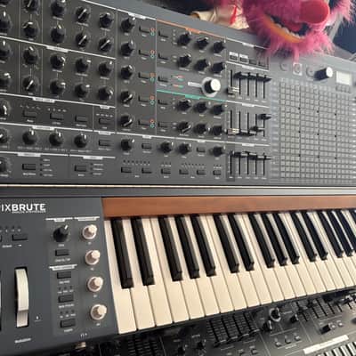Arturia MatrixBrute 49-Key Synthesizer 2017 - Present - Black image 3