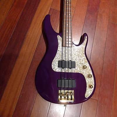 Peavey USA Axcelerator Plus Bass image 1