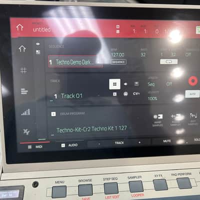 Akai MPC X Special Edition Standalone Sampler / Sequencer 2023 - Present - Grey image 10