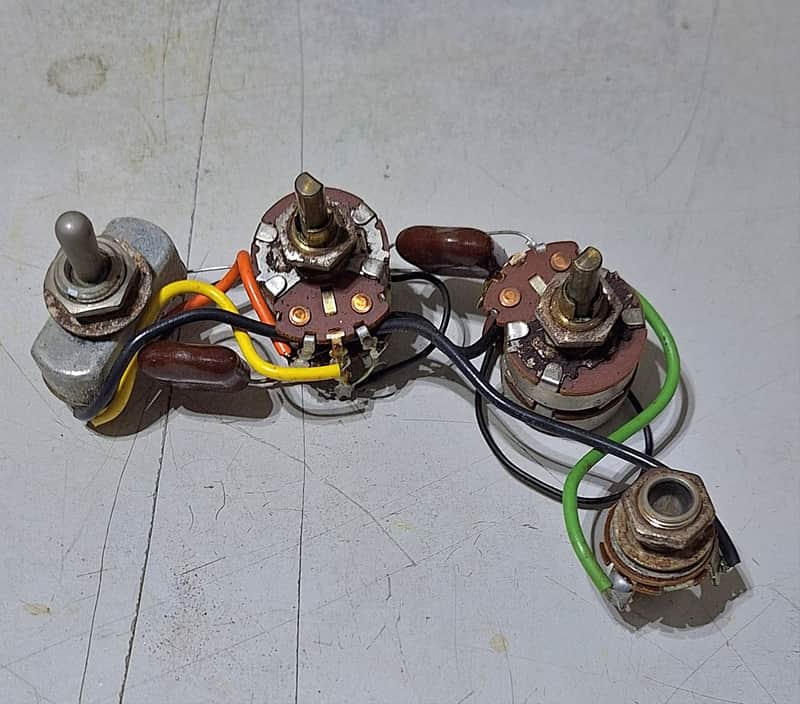 Complete 1960's Silvertone Wiring, Pots, Switch And Jack For 1457 image 1