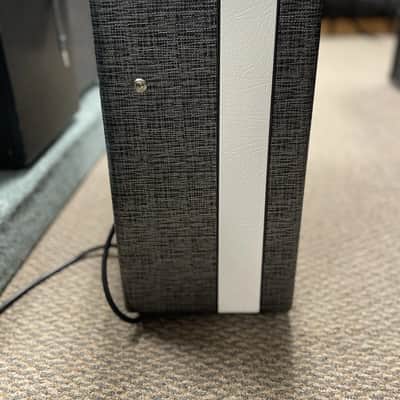 Supro 1699R Statesman 2-Channel 50-Watt Tube Guitar Combo Amp w/ Footswitch - Open Box image 8