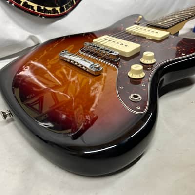 Fender American Special Jazzmaster Electric Guitar - 3-Color Sunburst image 17