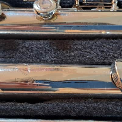 Armstrong 104 Student Model Flute with C Foot, Offset G - Silver-Plated image 11