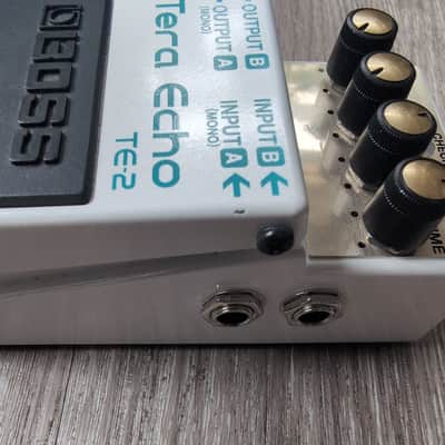 Boss TE-2 Tera Echo 2013 - Present - White image 3