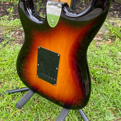 Fender Vintera II Stratocaster 70s 2025 - Sunburst image 6