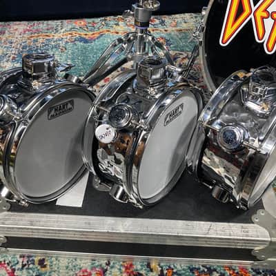 Rick Allen's 1999 Def Leppard Euphoria Tour DW / Hart Drum Set (#1). Autographed by the whole band. Authenticated! image 11