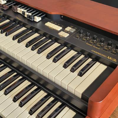 Hammond XK-3 System with XK-3c, XLK-3, XPK Pedal, XPK-100 Mini Pedalboard, EXP-100F and Leslie Model 3300* Red Walnut image 22