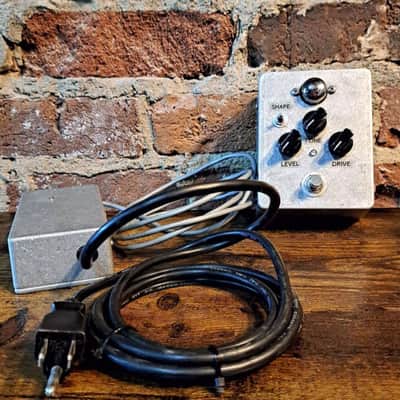 Shaw Amplification Handwired Tube Overdrive Pedal (One of a kind) image 4