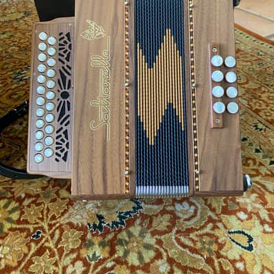 NEW Walnut Saltarelle Nuage BC LMM 23 8 button accordion image 3