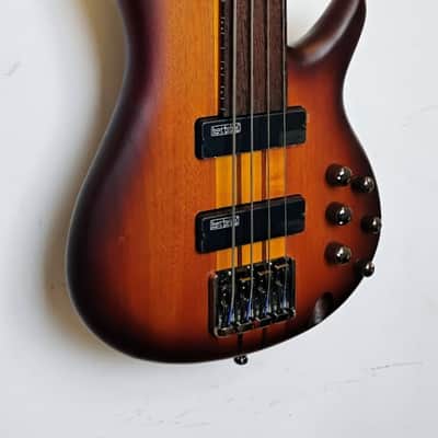 Ibanez SRF700-BBF Bass Workshop Fretless Soundgear - 2014 - Present - Brown Burst Flat image 11