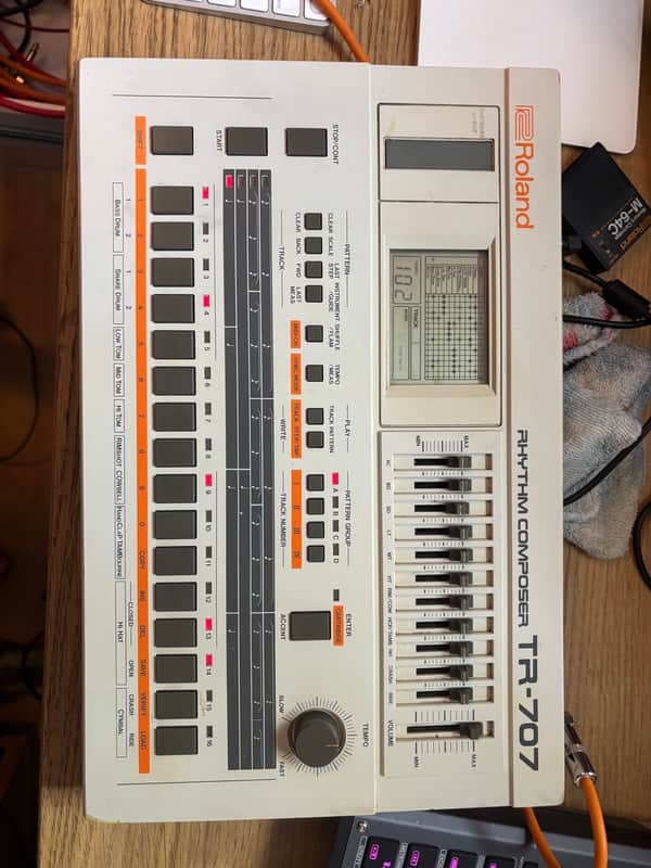 Roland TR-707 Rhythm Composer 1985 - White image 1