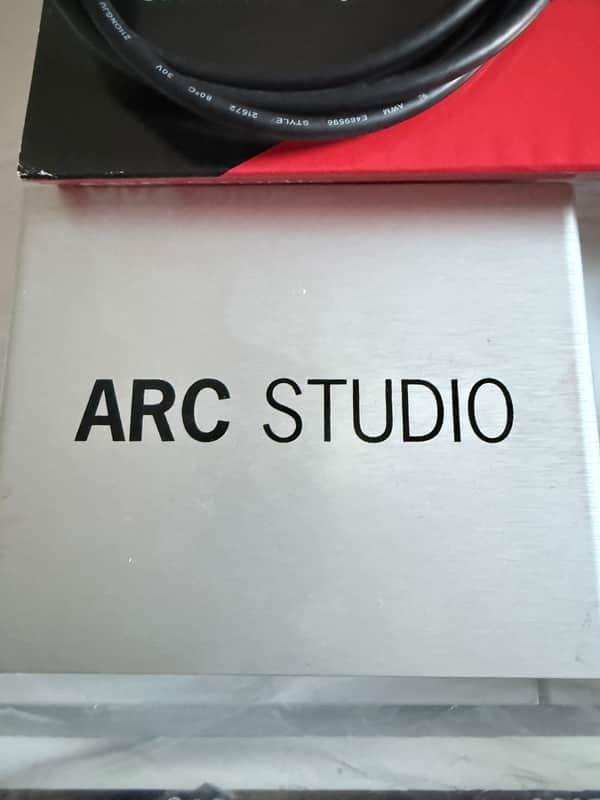 IK Multimedia ARC Studio Room Correction System 2024 - Present - Black image 1