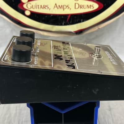 Electro-Harmonix Octave Multiplexer Sub-Octave Generator Pedal Reissue image 8