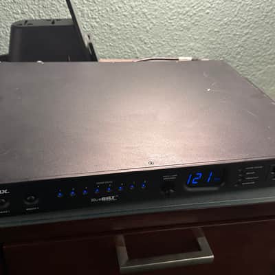 Panamax M4315-PRO BlueBOLT 9-Outlet 15 Amp Power Management with Control and Energy Monitoring image 3