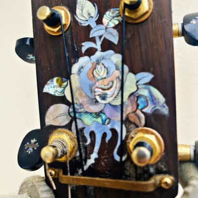 Immagine A Rare Eric Beharrell Baritone ukulele -2007 - 13
