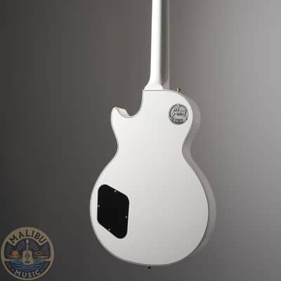 Gibson Les Paul Custom Alpine White with case image 5