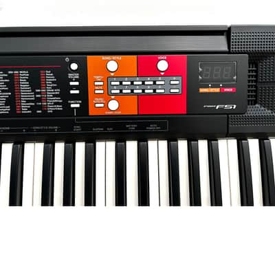 Yamaha PSR-F51 - Keyboards - Like New image 3
