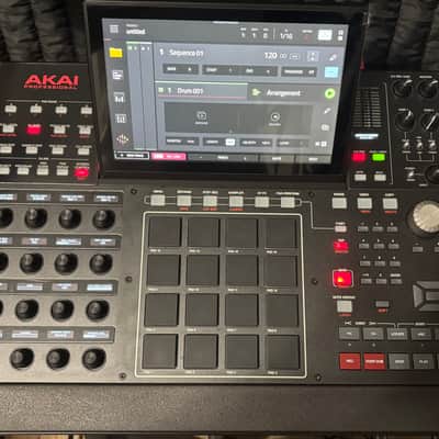 Akai MPC X Standalone Sampler / Excellent Condition - Black image 2