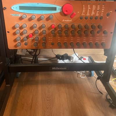 Waldorf Microwave XT Rackmount Wavetable Synthesizer 1998 - Orange