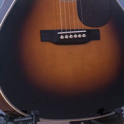 Martin 000-28EC Eric Clapton Signature Sunburst image 5