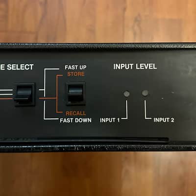 AKG TDU8000 time delay unit image 3