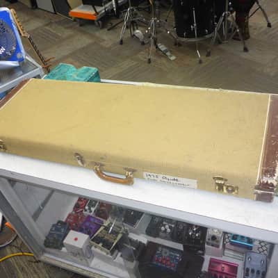 Fender Stratocaster : Re-Fretted w/Case 1975-1976 - Re-Finished in White image 16
