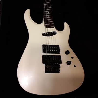 Kramer, Extremely Rare Vintage Kramer American Showster Savant II 1989 Arctic Pearl White image 14