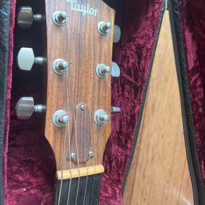 VIDEO DEMO Taylor 322e with original case and documentation (US customers, tax included in shipping cost) image 4