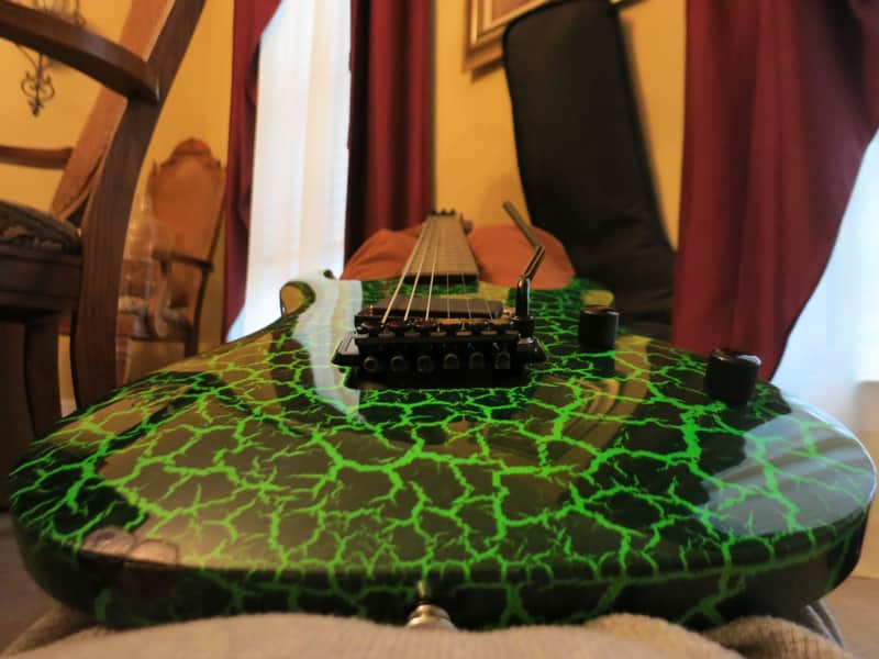 Kramer Striker FR-400-S (FR400S) Green Crackle Finish 24-Fret EMG Humbucker w/ Gig Bag image 1