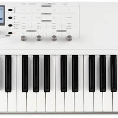 Waldorf Blofeld Keyboard Synthesizer - White (BlofeldKBd2)