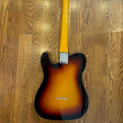 Fender American Vintage II '63 Telecaster 2022 - Present - 3-Color Sunburst image 6