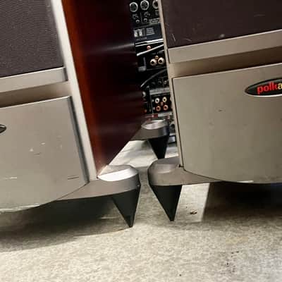 Polk Audio RTi8 Tower Speakers Cherry Wood; Tested image 13
