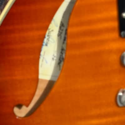 Sadowsky Semi Hollow Archtop 2006 - outragious Violin'burst a small powerhouse for the Pro Player ! image 13