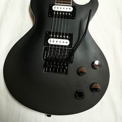 Dean Thoroughbred X Floyd Rose electric GUITAR New- Black Satin image 2