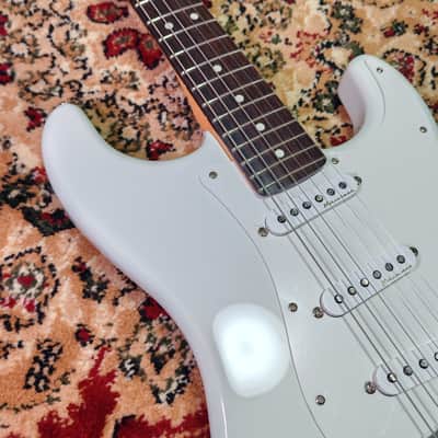 *NEW IN BOX* 2026 Fender Japan Artist Series, Limited Edition JUKJAE Stratocaster Baggy Olympic White, Fender Flagship Tokyo Store Exclusivity 🔥 image 12