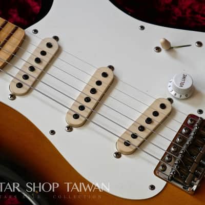 2018 Fender Custom Shop 1957 Stratocaster Journeyman Relic-Sunburst. image 11