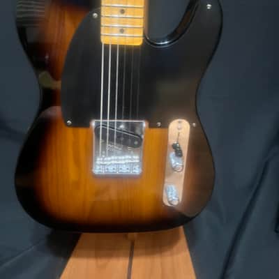 Fender 70th Anniversary Esquire 2020 - 2-Color Sunburst