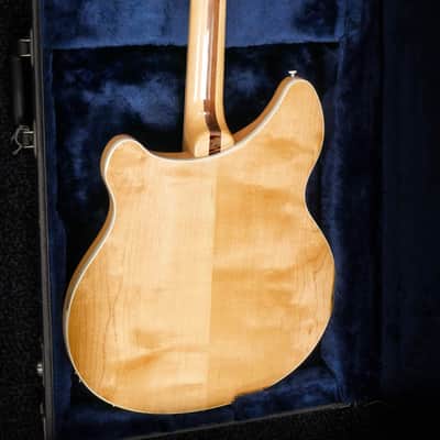 Rickenbacker 360 1998 - Super Rare Custom Mapleglo image 4