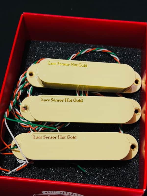 Fender LACE Sensors “Hot Gold w/Hot Bridge” Set