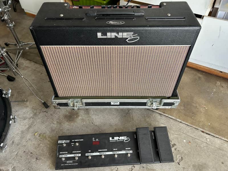 Line 6 Flextone II HD 100-Watt Stereo Digital Modeling Guitar Amp Head 2001 - 2004 - Black / Red image 1