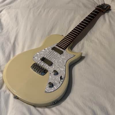 2007 Taylor SB1 Classic - Made in USA - Translucent White - Free Pro Setup image 14